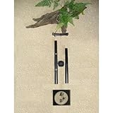 風の水琴 響 (風鈴タイプ) 幻の音と云われている水琴窟の響きを風で再現した年中商品です。冬は澄み切った空気の中で素晴らし音色奏でます。気温や湿度の違いで奏でる音色が違いまし。四季折々の音色が楽しめます。。（この商品は定形外郵便での発送となります）