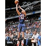 NBA Atlanta Hawks Devinハリス3点ショットでブルージャージー署名写真、8 x 10-inch