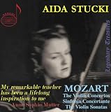 Plays Mozart 1