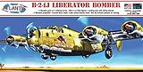 AMCH218 1/92 WW.II アメリカ軍 B-24J リベレーター "バッファロービル" プラスチックモデルキット