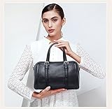 レディースバッグ 本革 トートバッグ 大容量　牛革　ハンドバッグ　ショルダーバッグ　ボストンバッグ　2WAY 通勤 通学　収納たっぷり　ビジネス　カジュアル