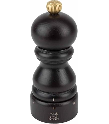 Amazon｜PEUGEOT(プジョー) ペッパーミル 木製 12cm 粗さ調節 フランス