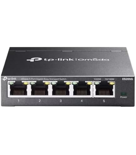 Amazon.co.jp: 5-Port 10/100Mbps Desktop Switch with 4- : パソコン