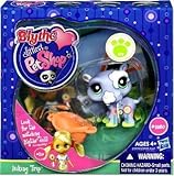 Littlest Pet Shop Blythe Loves Postcards Series 1 Figure Hiking Trip Hippo [並行輸入品]