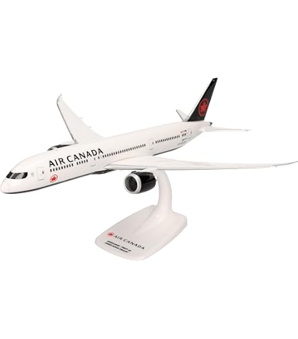 Amazon | herpa 1/250 747-8i ルフトハンザ航空 新塗装 D-ABYA