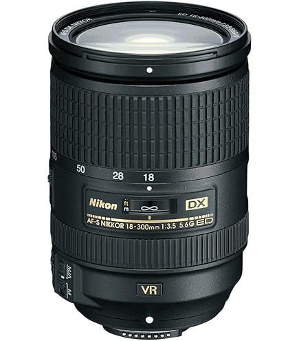 動作品 Nikon AF-S 18-300mm F3.5-6.3G ED VR Nikon 18-300 mm/F 3,5-6,3 AF-S DX G ED VR 18 mm Lens : Amazon.sg