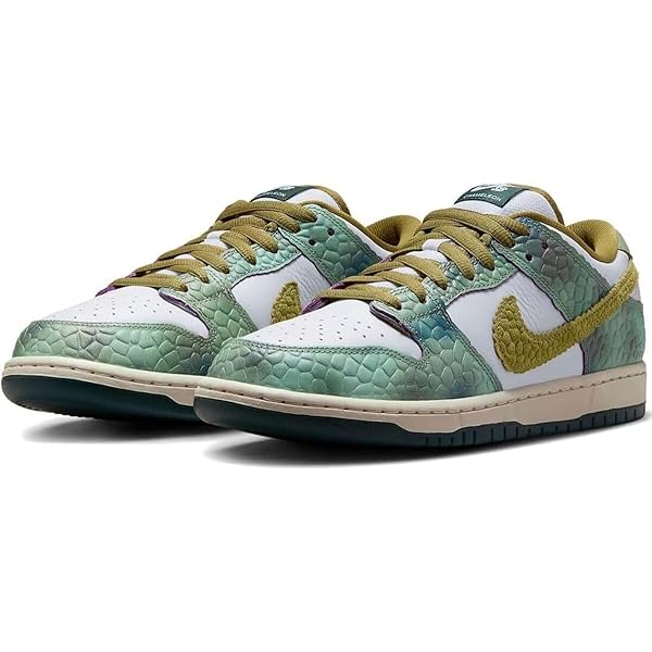 希少✨NIKE ダンクロー　SB ジェダイ　スニーカー　メンズ Nike SB Dunk Low 