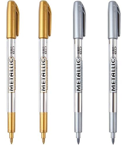 Amazon | Sakura Pen-Touch Marker 0.7 mm extra fine gold