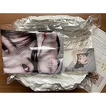 Amazon.co.jp: 石川澪 クッション(丸型) お山ポーズmio 生写真 3点  