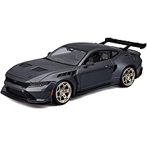 Amazon | Maisto 1/18 フォード マスタング GTD 2025 レッド