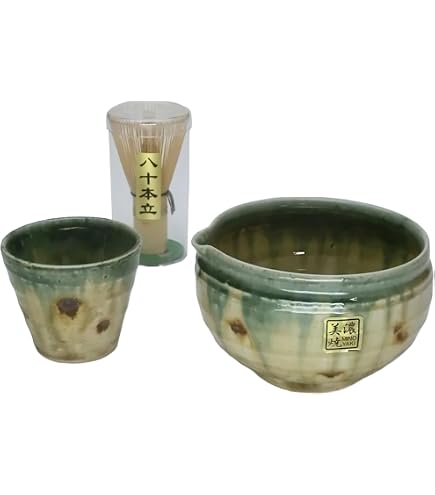 Amazon｜美濃焼 抹茶碗 ギフトセット 木箱入 窯変釉薬 金麗 茶色 約