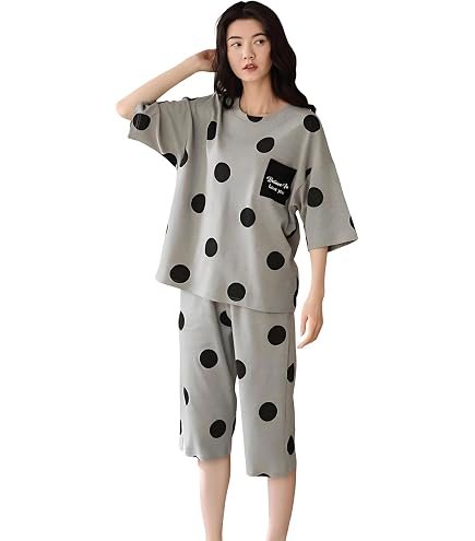 Amazon.co.jp: ANA ファーストクラス アメニティセット パジャマと