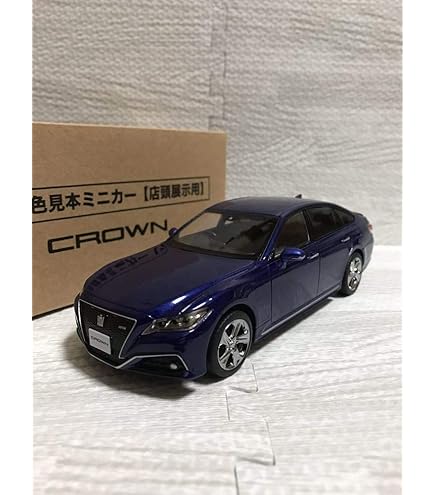 Amazon.co.jp: 1/30 トヨタ 新型クラウンセダン HEV カラーサンプル
