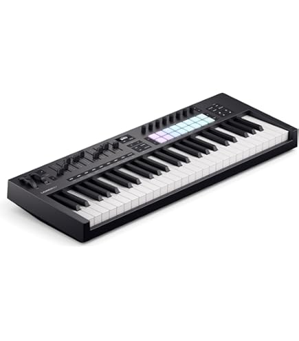 Novation Launchkey 37 MK4 MIDIキーボード Amazon.com: Novation Launchkey 37 MK4 — Compact 37 Key, USB