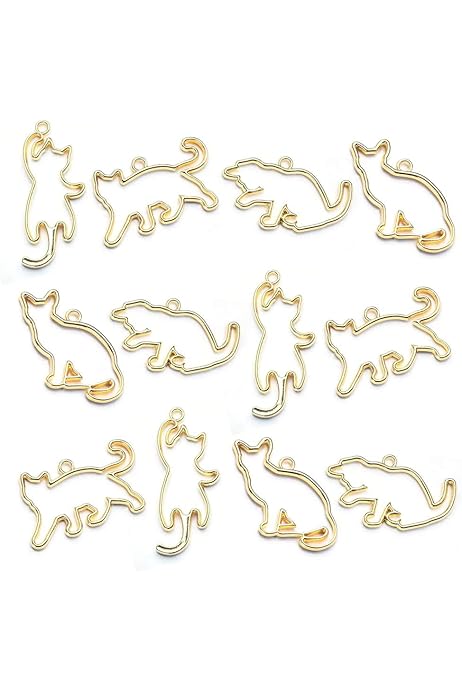 招き猫　レジン猫チャーム　ぐで猫　じゃれ猫　どんぐり　紅葉　もみじ　ハンドメイド 紅葉🍁と三毛猫ちゃんのレジンチャームができました☺️ #レジン