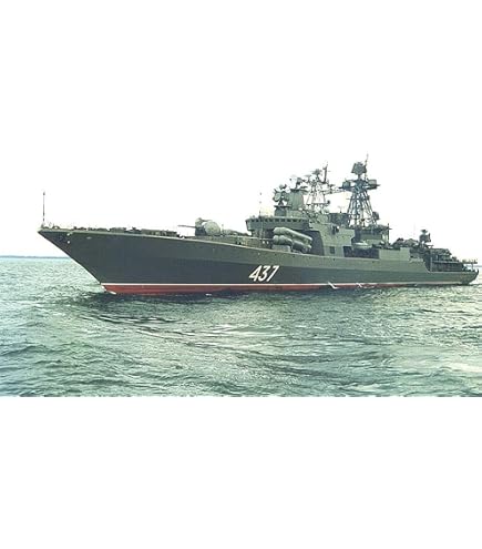 トランペッター　ロシア海軍　バリヤーグ　350 Amazon | トランペッター 1/350 ロシア海軍スラヴァ級巡洋艦
