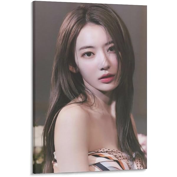 Amazon.co.jp: 宮脇咲良 卒業ビジュアルブックレット SAKURA MIYAWAKI