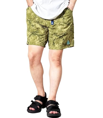 Amazon.co.jp: AMIRI アミリ バンダナ柄 ショートパンツ
