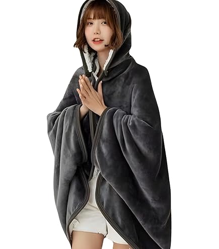 Amazon｜大判ふわふわポンチョブランケット 着る毛布 ポンチョ