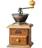 Kalita（カリタ）鋳鉄製の重厚感ある手回しコーヒーミル。高さ約25cm・重量約3kgの大型タイプで、実用はもちろん店舗什器やレトロインテリアとしても映える一品 260204-4T カリタ KH-10N 木製鋳鉄製コーヒーミル ナチュラル by カリタ(Kalita)