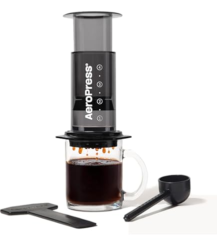AeroPress コーヒープレス 1-3杯用 Amazon | AeroPress クリアグリーンコーヒープレス – 3イン1の