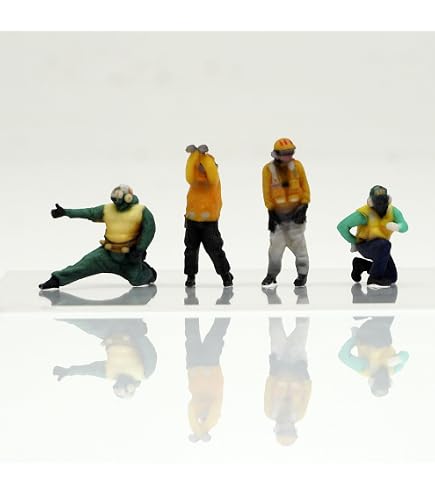 Amazon | figreal 1/72 U.S.NAVY(1)YE4a 4体 彩色済みフィギュア 甲板