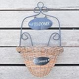 RaiFu 花ベース バスケット フラワーバスケット 掛け式 掛け花ホルダー 籐製織り壁掛けバスケットプラント ようこそ 装飾的 ホーム庭の壁のウェディングデコレーションアイアンラック付き