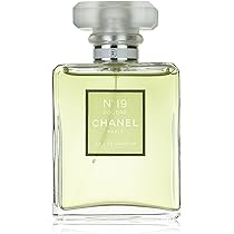 新品　シャネル N°19 プードレ　オードパルファム　香水　50ml Amazon | CHANEL(シャネル) シャネル CHANEL NO.19