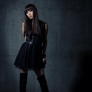 女性声優 - 進撃の巨人EDテーマ 美しき残酷な世界を歌う日笠陽子さん。