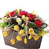 翌日配達お花屋さん 真紅のバラとサンダーソニアオレンジのゴージャスなコラボレーションゴージャスオレンジ（サンダーソニア）誕生日・記念日・お祝い・結婚祝い・お見舞い・歓送迎会・結婚祝いお礼の花の配達便!