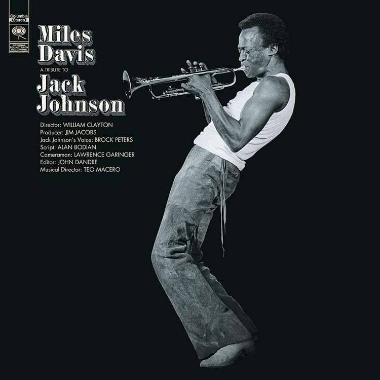 Amazon.co.jp: ON THE CORNER: ミュージック