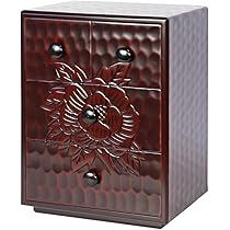 美品　木製　鎌倉彫り　漆塗り　箪笥　七段　牡丹の彫りが美しい　サイドボード 美品 木製 鎌倉彫り 漆塗り 箪笥 七段 牡丹の彫りが美しい サイド