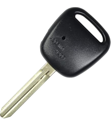 Amazon | TOYOTA (トヨタ) 純正部品 ブランク キー イスト 品番