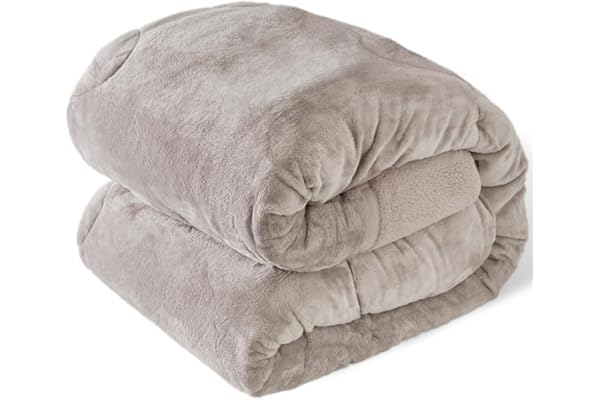 アイリスプラザ 掛け布団 シープボア 毛布 3層構造でふんわりあったか 洗濯機で丸洗いOK ふわふわ毛布と布団がひとつになった贅沢な寝心地 なめらかフランネル モコモコシープ調ボア シングル グレージュ