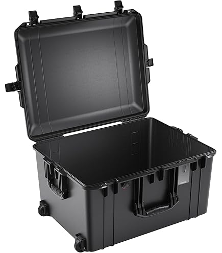 Amazon.co.jp: Pelican 1626 Air Case No Foam (ブラック) : スポーツ