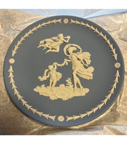 Amazon.co.jp: 【正規輸入品】 ウェッジウッド イヤープレート 2025