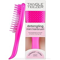 Tangle Teezer\"は、髪を優しくほぐす英国のブラシです。3本あります。 Tangle Teezer は、髪を優しくほぐす英国のブラシです。3本