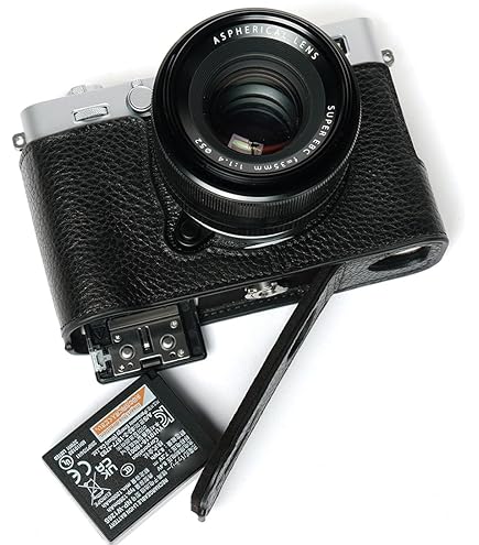 [Fujifilm  X-T2] ボディ本体+純正レザーケース付属 Amazon.co.jp: 富士フイルム(FUJIFILM) X-T2用ボトムレザーケース BLC