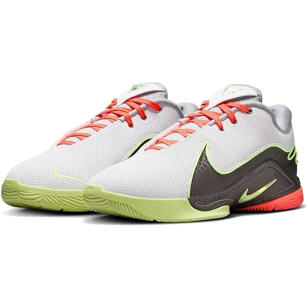 Amazon | [ナイキ] レブロン 22 