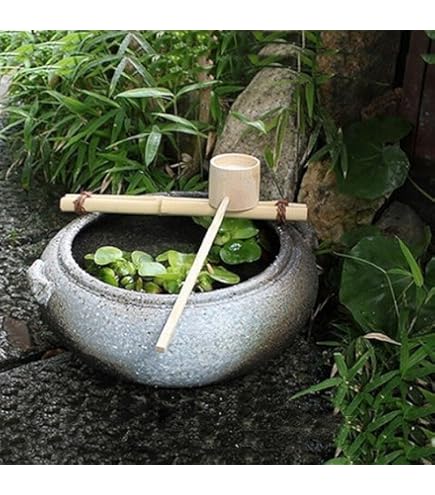 Amazon.co.jp: 信楽焼 蹲 焦げ窯肌 つくばい（竹、柄杓付）【tu-0023