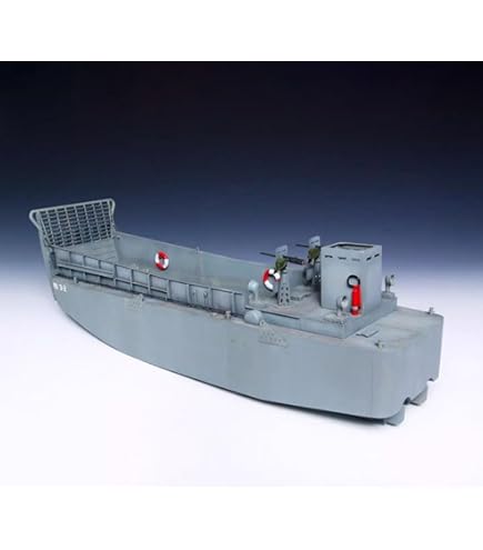 DRAGON ARMOR 1/72 LCM[3]上陸用舟艇 Amazon | 440 未使用 完成品 ドラゴンアーマー 1/72 LCM-3 揚陸