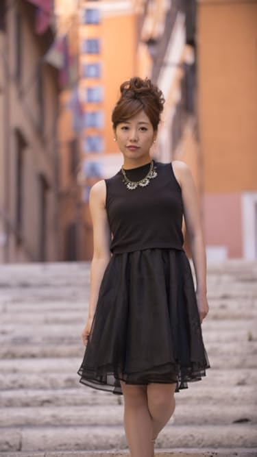 女性声優 - 楠田亜衣奈ファーストソロ写真集「くすくすくっすん」