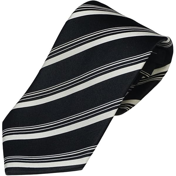 フォーマルスーツ 黒 ストライプ ネクタイ付き How-to-wear-a-black-striped-