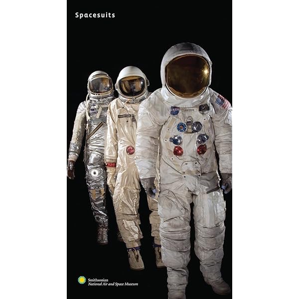 Amazon | Spacesuit: Fashioning Apollo (Mit Press) | De Monchaux