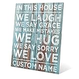この家でWe Laugh、Say Grace , Make Mistakes、愛Saying Signブルーアンティーク調木製カスタマイズ可能な壁アートプリント 8x10 CUSTWELC024MTL