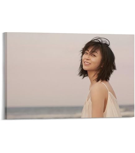 Amazon.co.jp: 宇多田ヒカルポスターDEEP RIVER. T : ホーム＆キッチン
