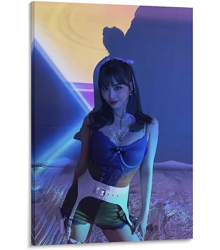 TWICE モモ　ポカリ　ポスター TWICE モモ ポカリ ポスター Tzuyu of TWICE attends 'Pocari Sweat