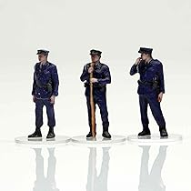 Amazon.co.jp: figreal 1/64 旧警察官001 3体セット : ホーム＆キッチン