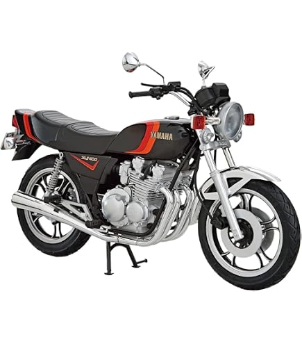 Amazon.co.jp: 青島文化教材社 1/12 バイクシリーズ No.11 スズキ
