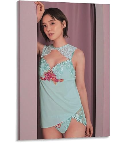 Amazon.co.jp: 私家版 限定500部『見慣れた街の中で 牛腸茂雄写真集